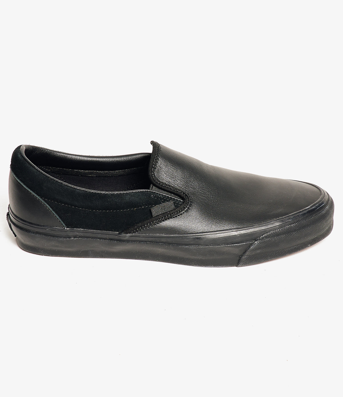 Engineered Garments x Vans - OTW Classic Slip-On 98 - Navy Leather | Nepenthes America Engineered Garments x Vans - OTW Classic Slip-On 98 - Navy Leather | Nepenthes America