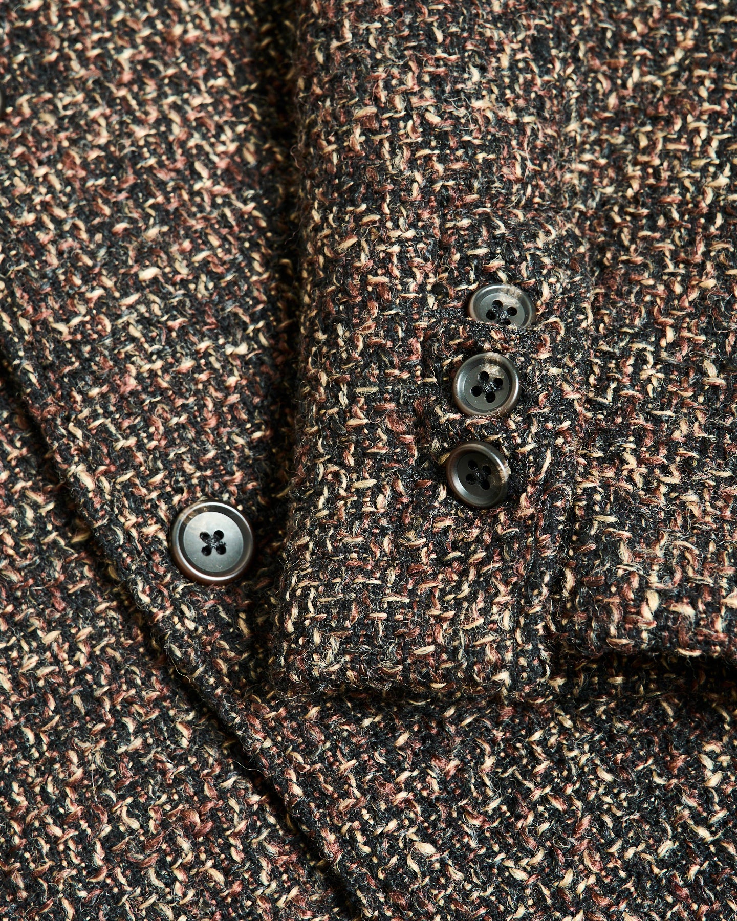 [FABRIC INSIGHT] TWEED BOUCLE
