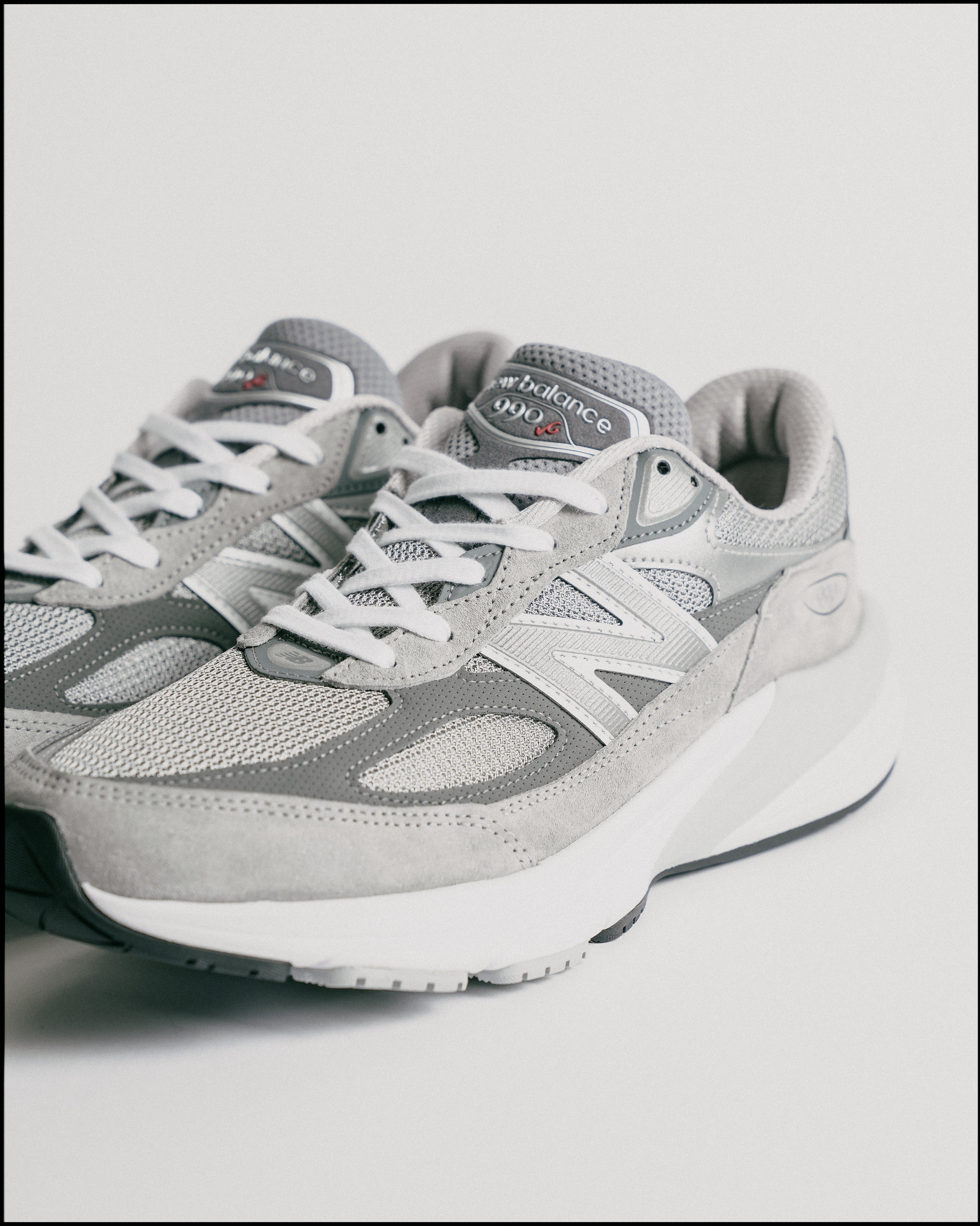 New Balance - 990v6 Grey
