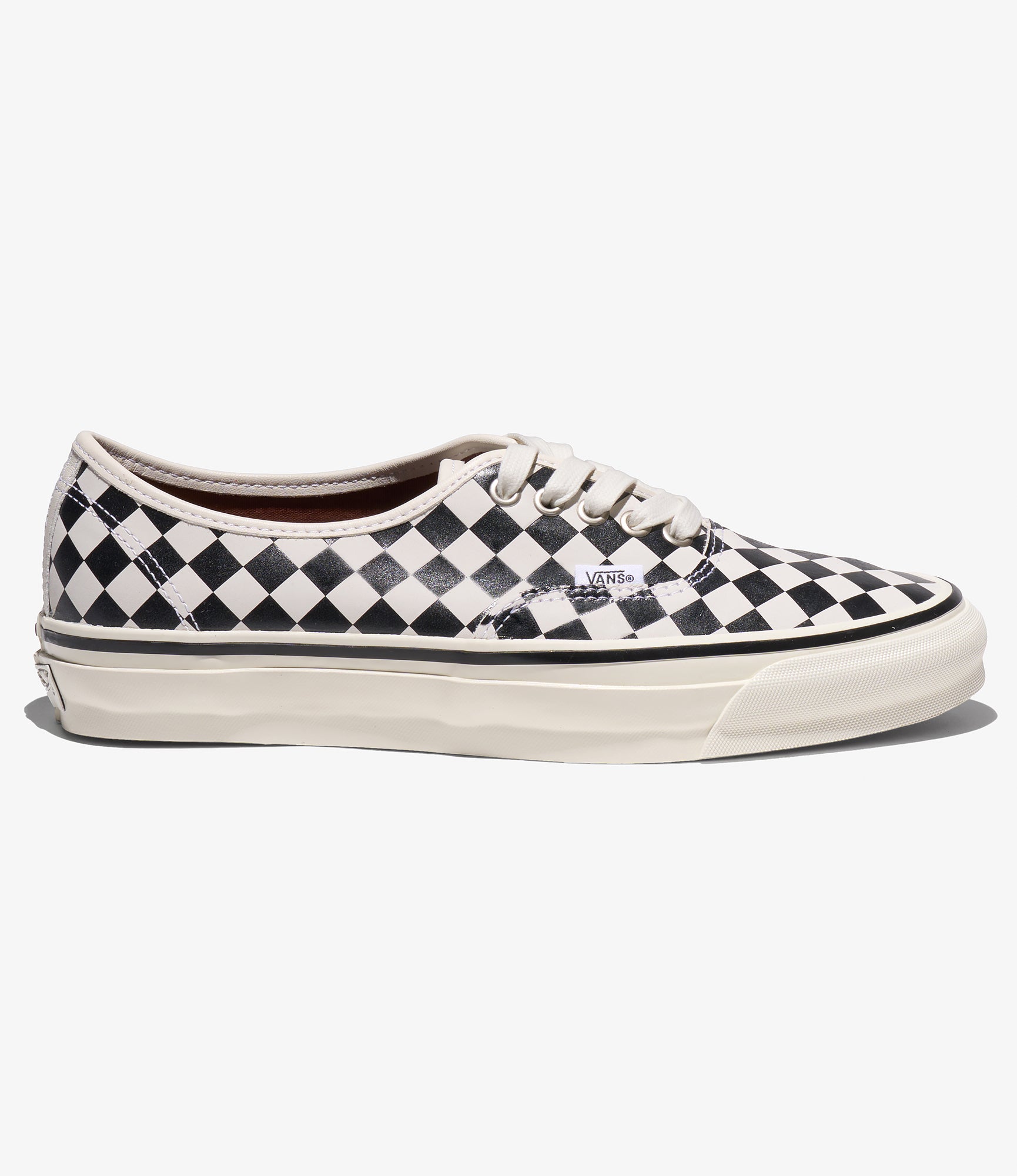 LX Authentic 44 - Diamond Checker - Black/White