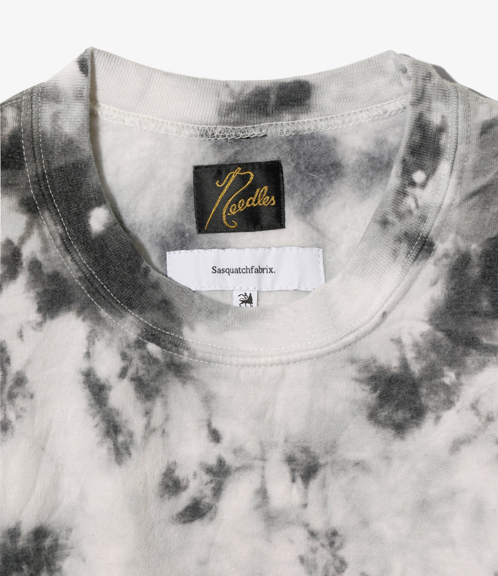 Needles x Sasquatch - Slowgun Sweat Shirt - White x Black - Peace to World / Tie Dye A