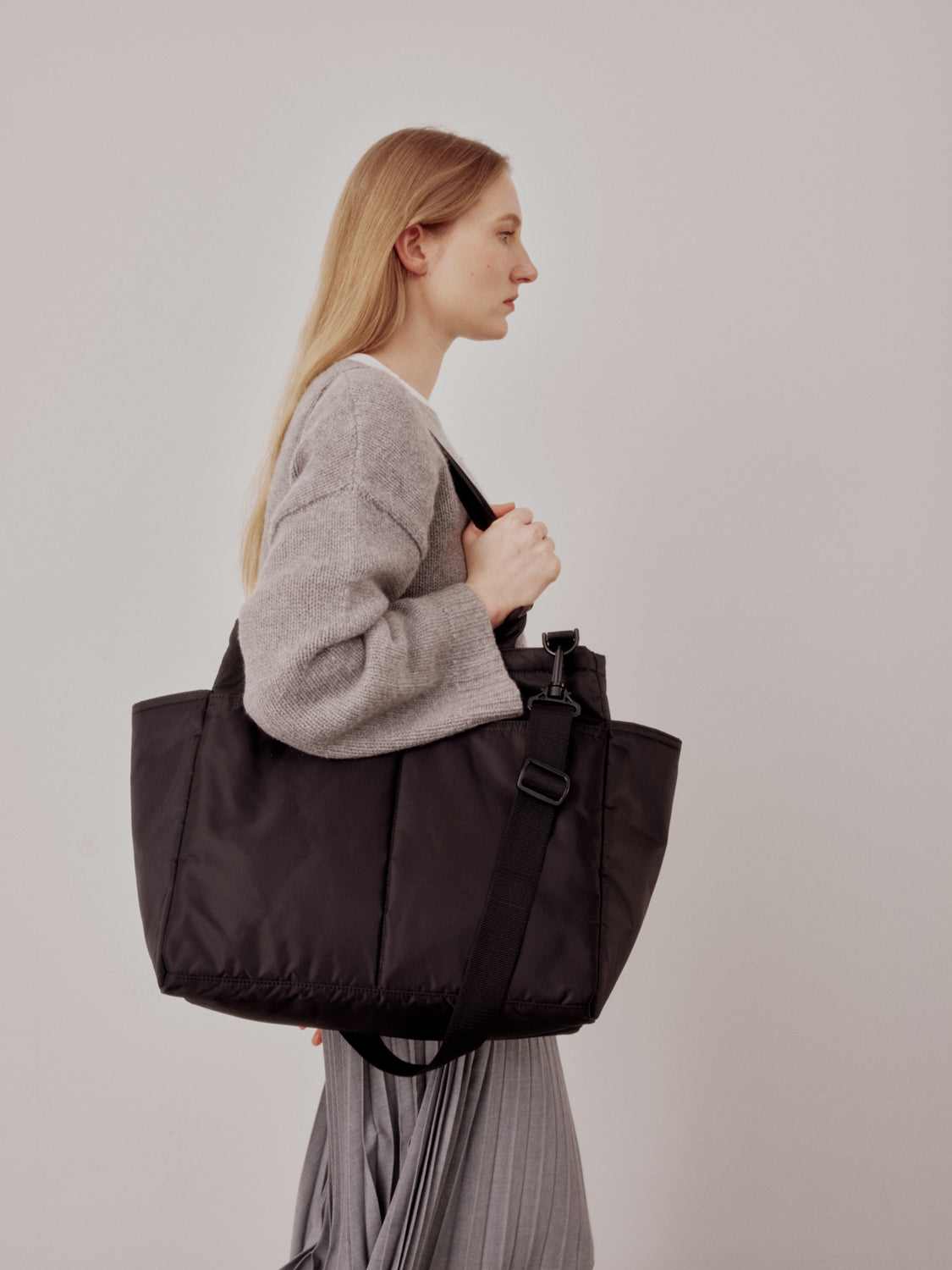 Carry-all Beach Bag - Black Puffer