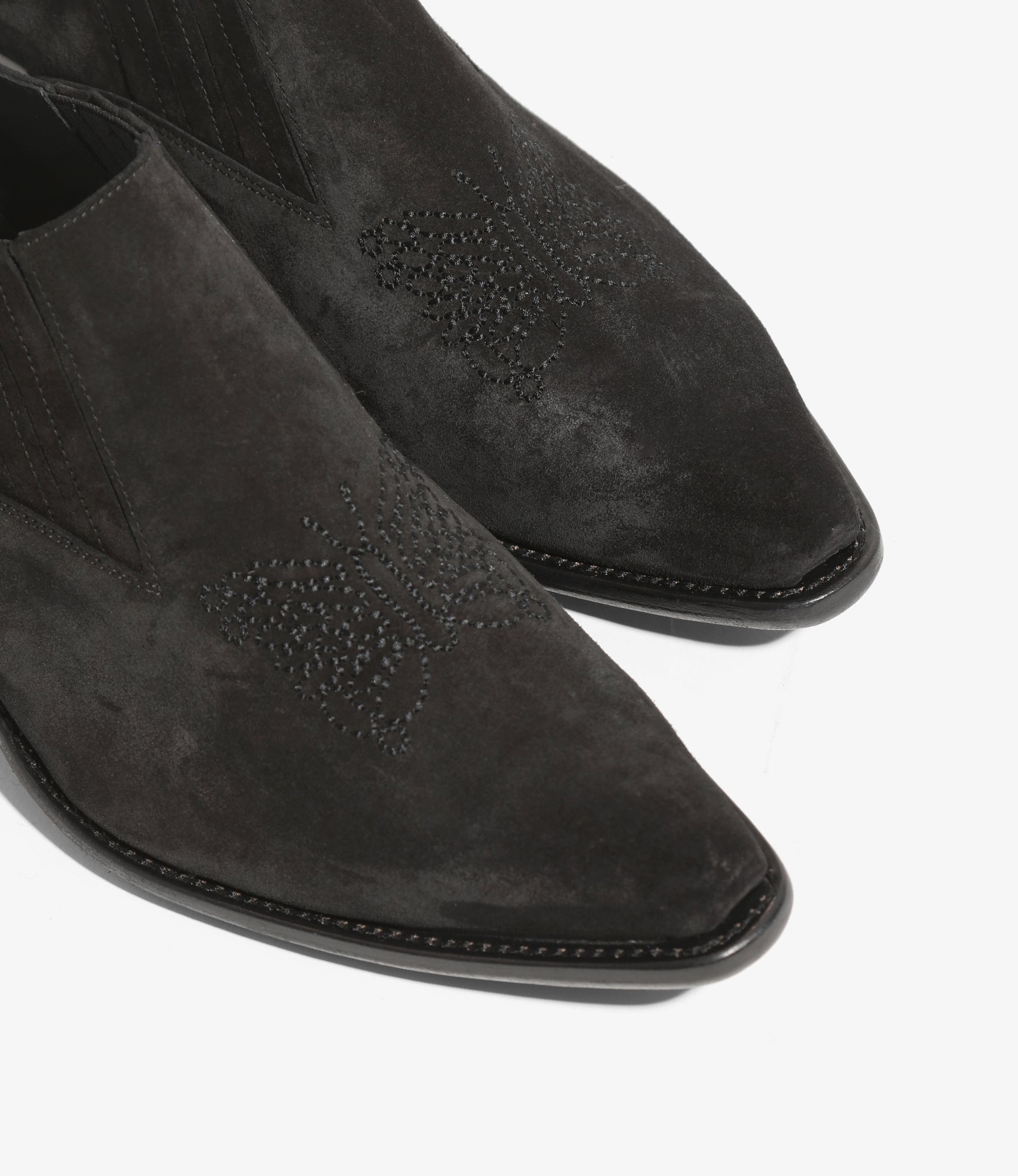 Heeled Papillon Stitched Cowboy Shoe - Black Suede