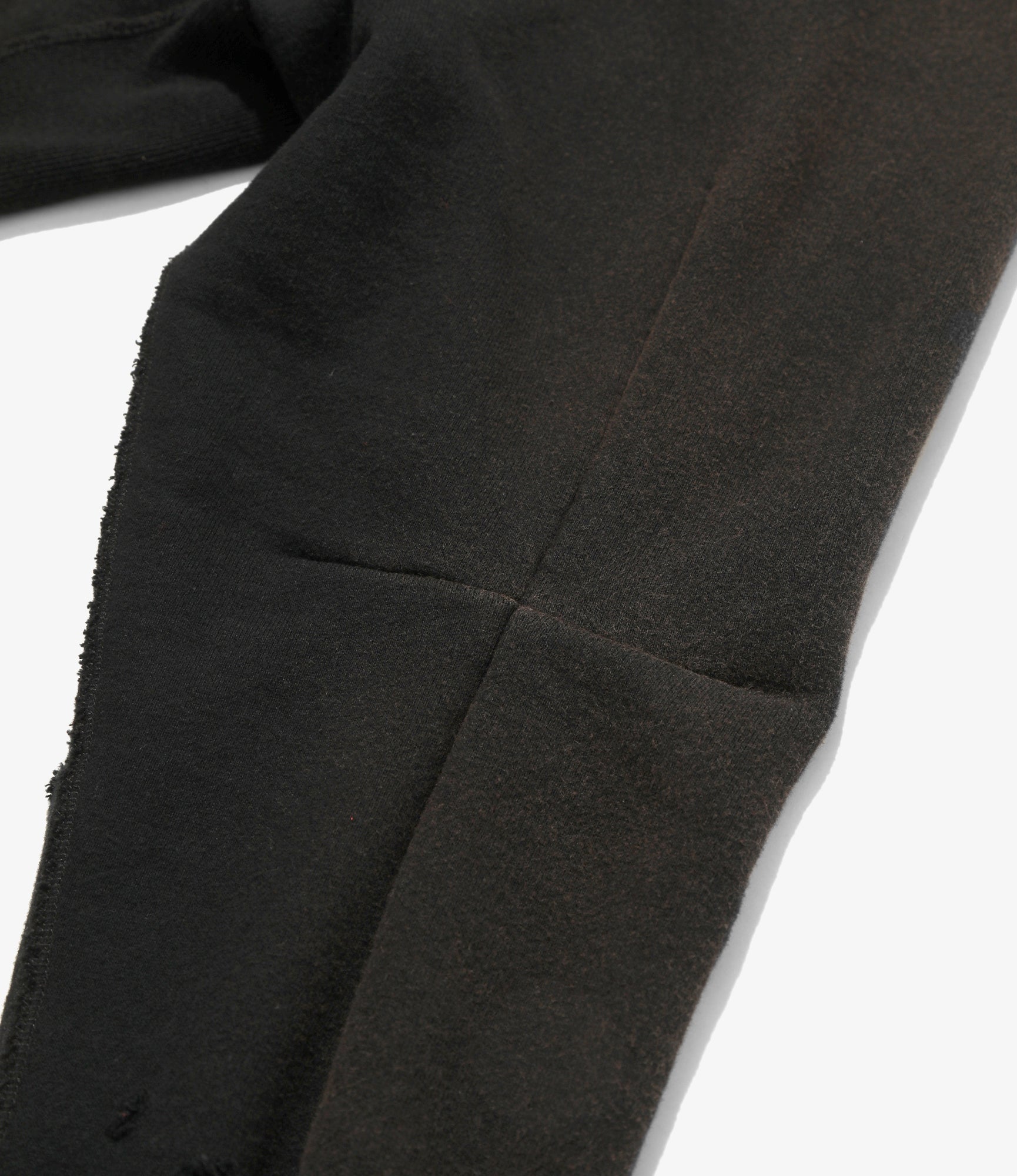 Darts Sweat Shirt - Black - French Terry