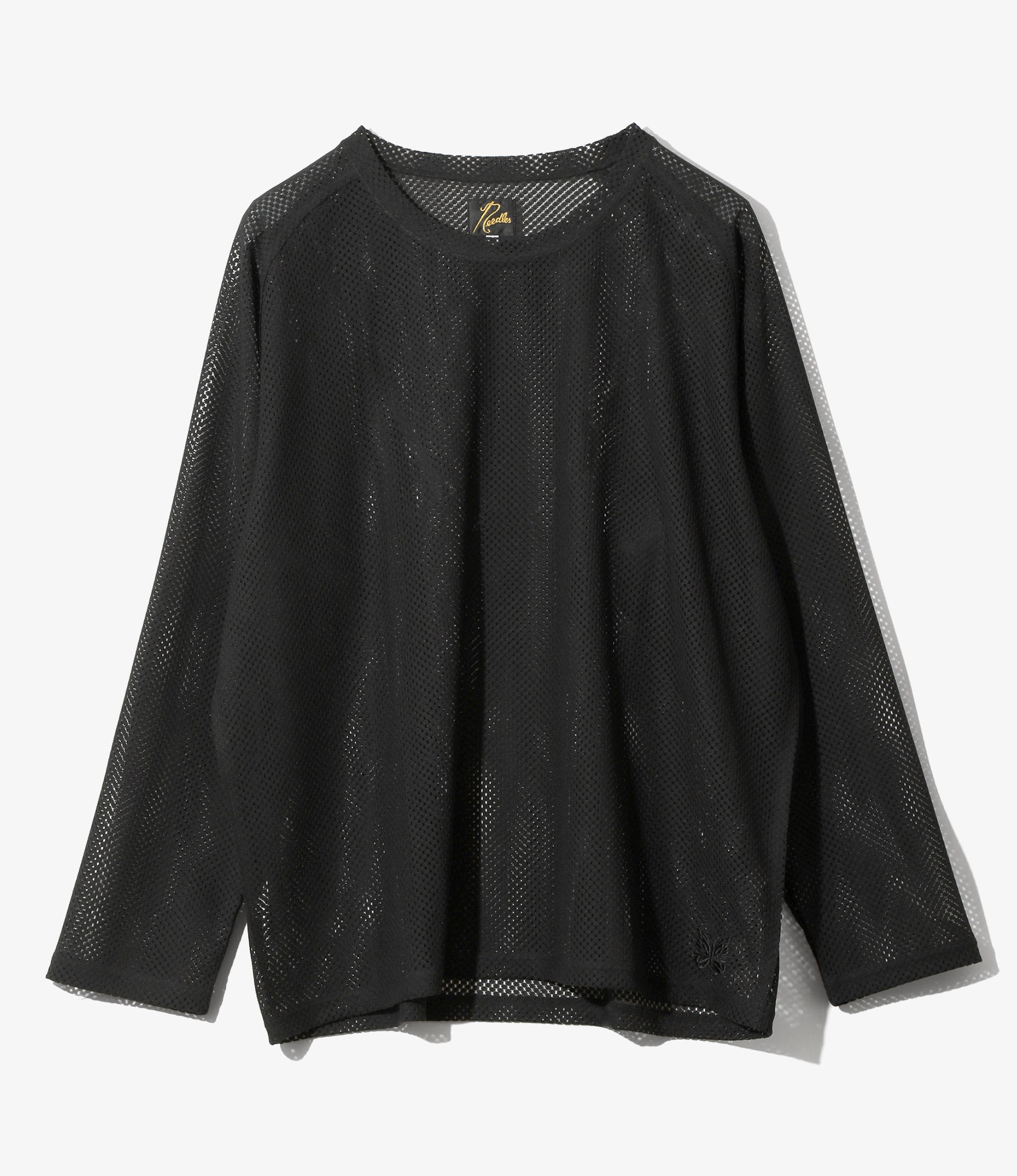 L/S U-Neck Tee - Black - Geometric Raschel Lace