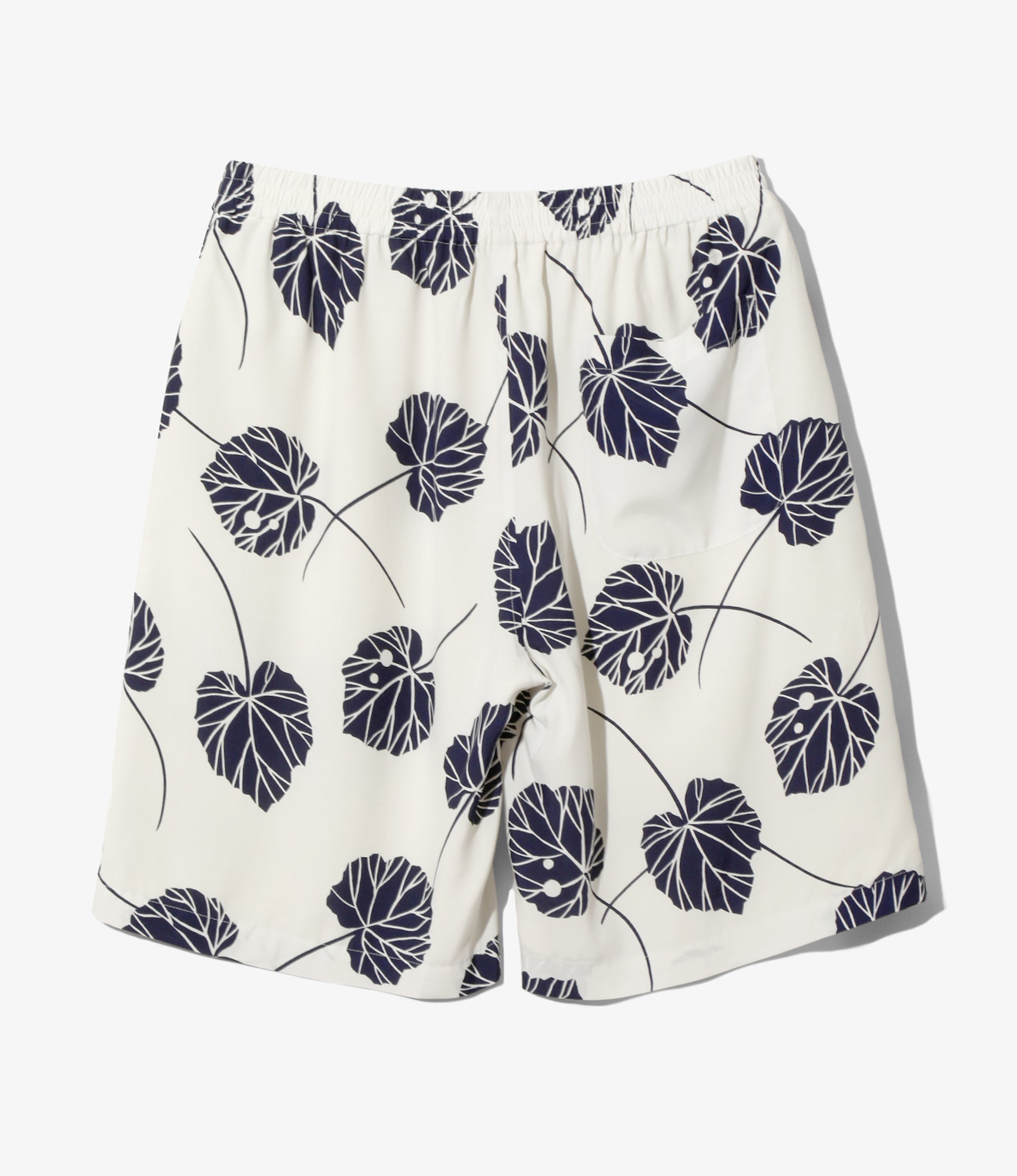 String Short - White - Leaf