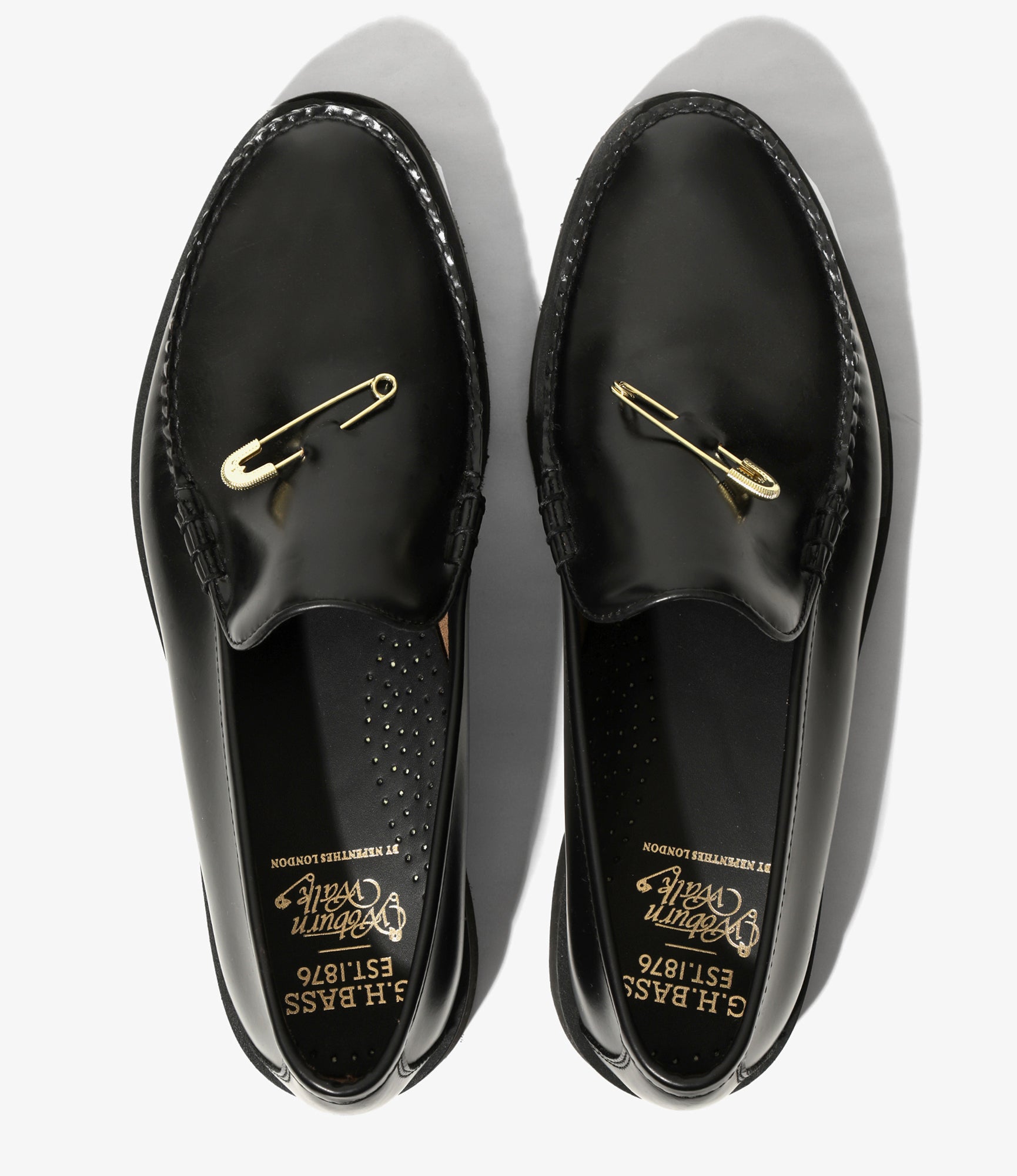 Woburn Walk x G.H. Bass - Cobra Wedge Venetian Pin - Black Leather