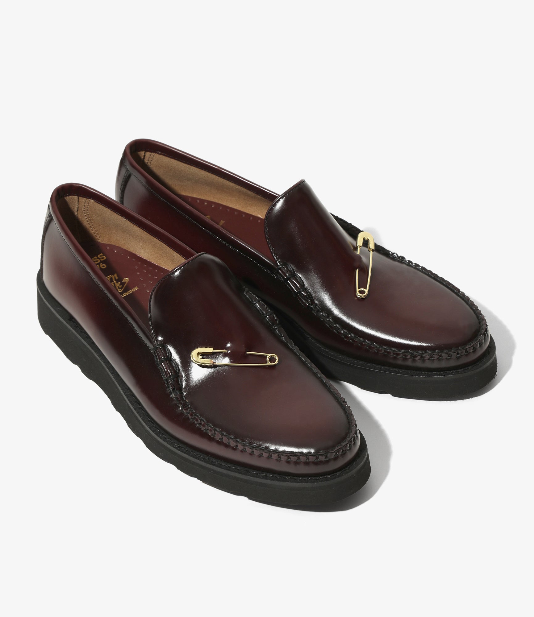 Woburn Walk x G.H. Bass - Cobra Wedge Venetian Pin - Wine Leather