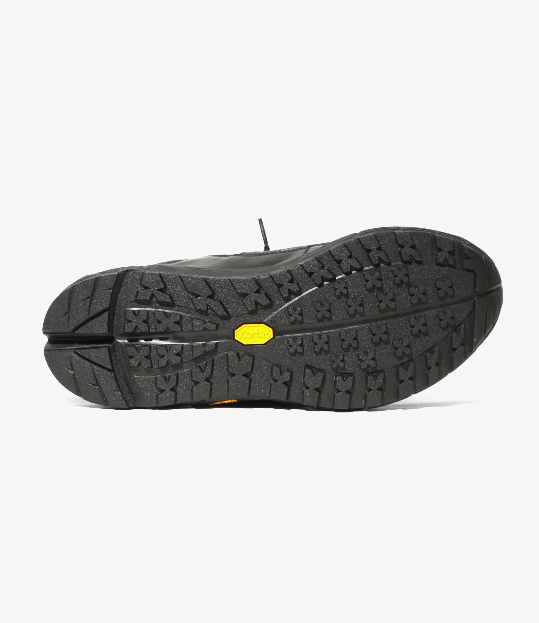 South2 West8 x SUICOKE BEETLE Lo - Black - event