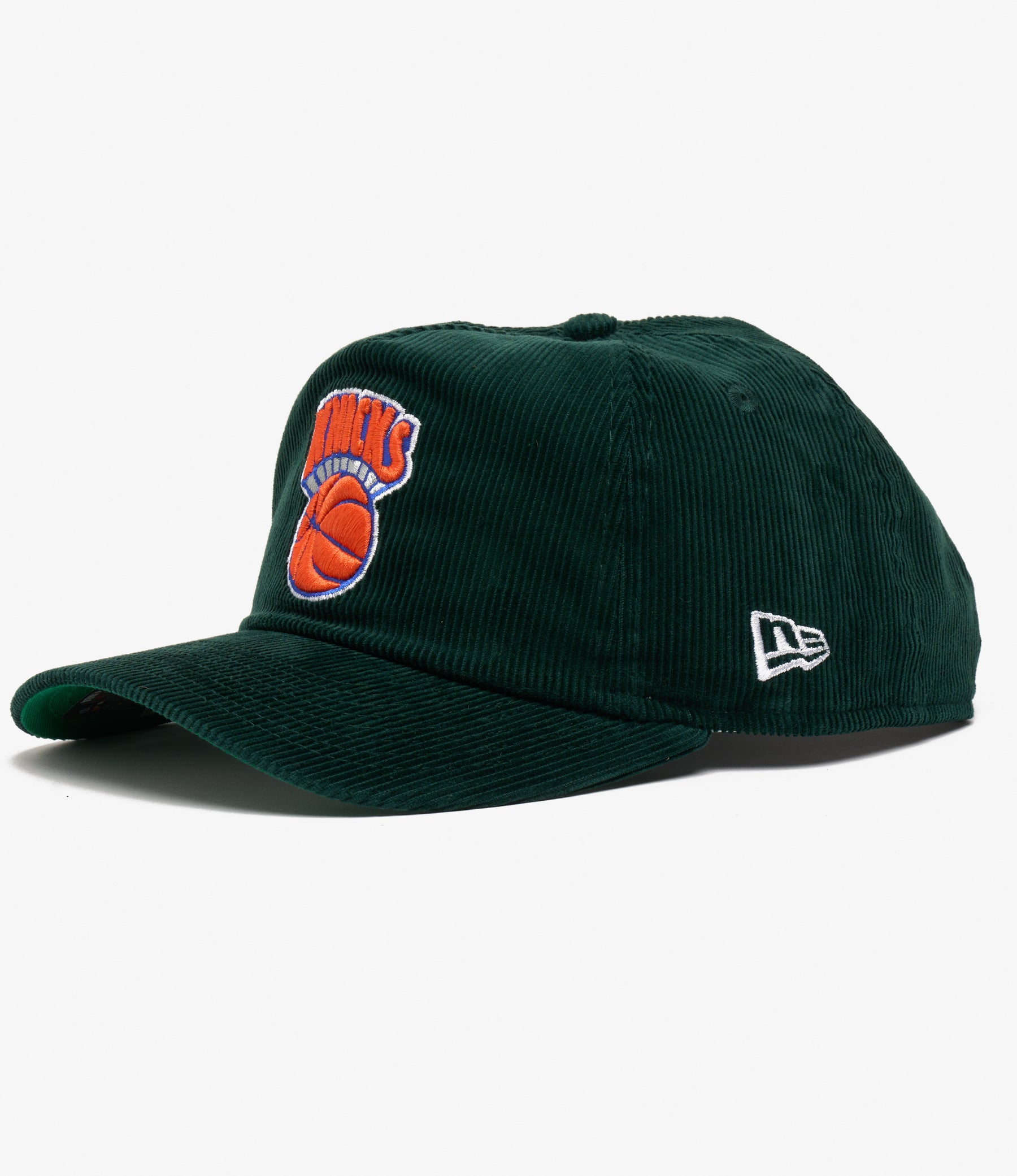 NNY x New Era - New York Knicks 19Twenty Curved Snapback - Dk. Green Corduroy w/Championship Patch