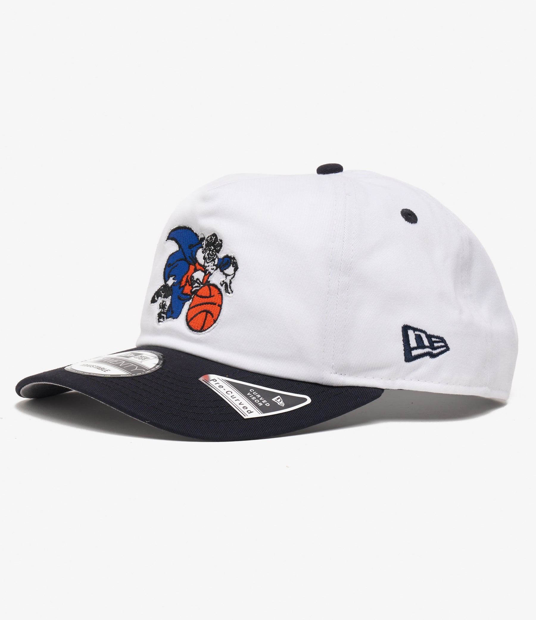 NNY x New Era - New York Knicks 19Twenty Curved Snapback - White Knickerbocker
