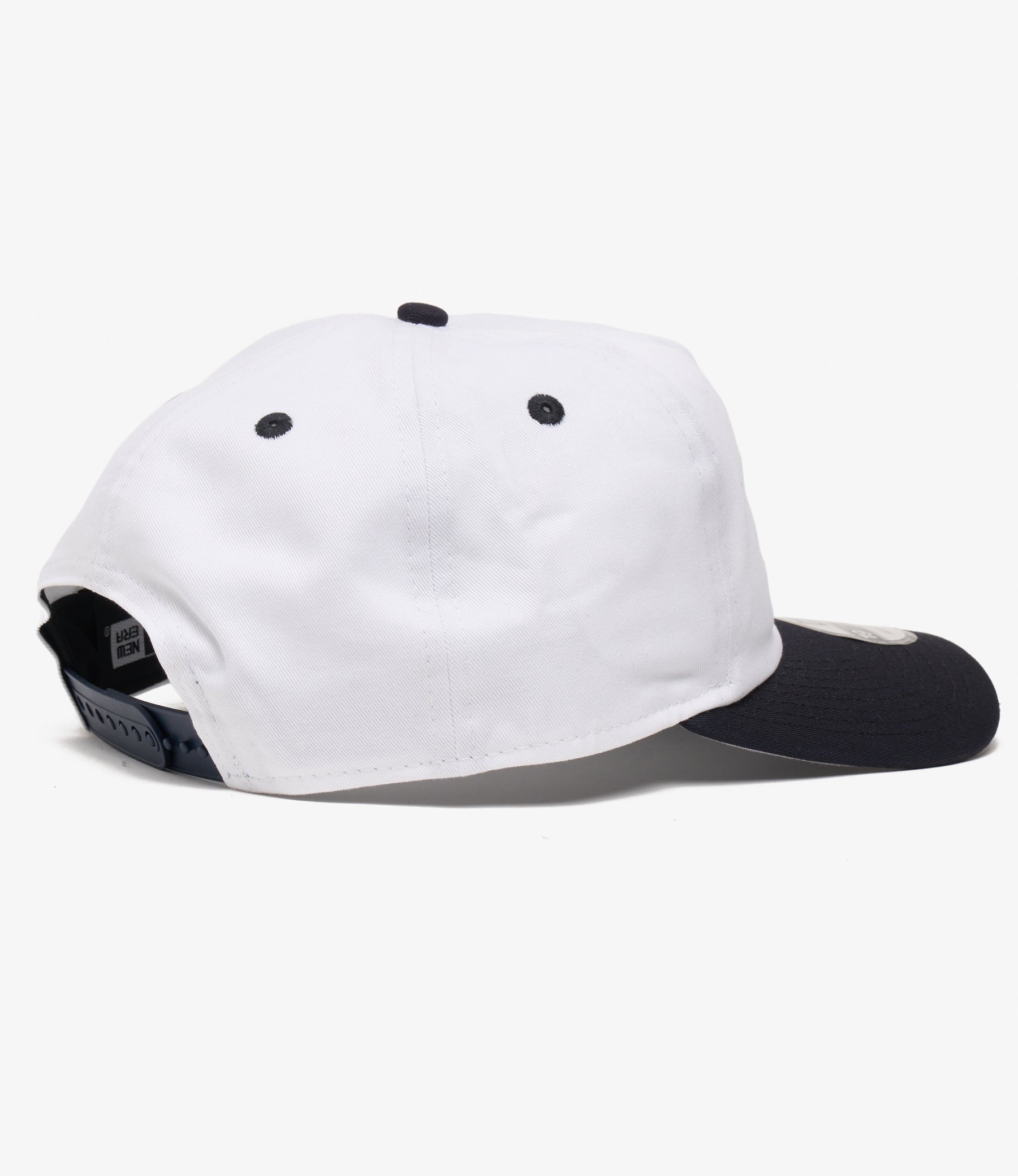 NNY x New Era - New York Knicks 19Twenty Curved Snapback - White Knickerbocker