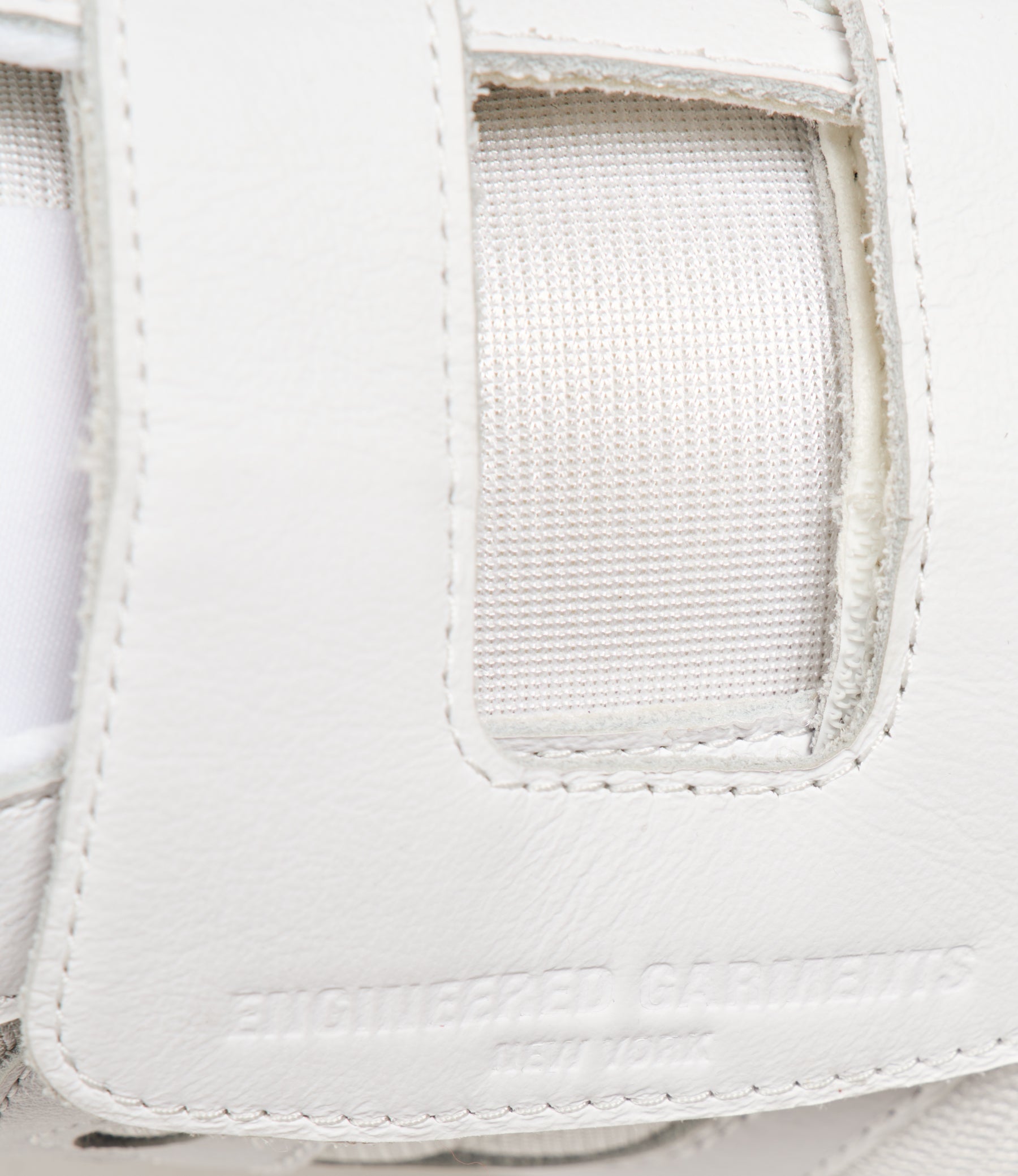 EG x Saucony - Shadow Velcro - White