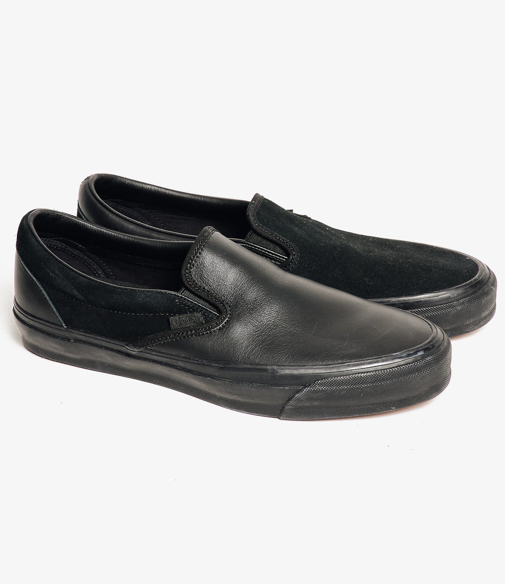 Engineered Garments x Vans - OTW Classic Slip-On 98 - Navy Leather Engineered Garments x Vans - OTW Classic Slip-On 98 - Navy Leather